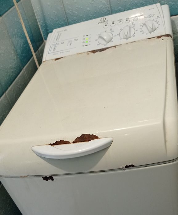 Пральна машина indesit WITL 86.