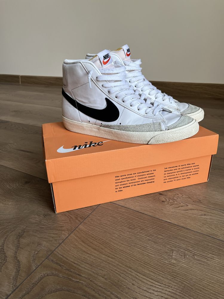 Nike Blazer 77 Mid