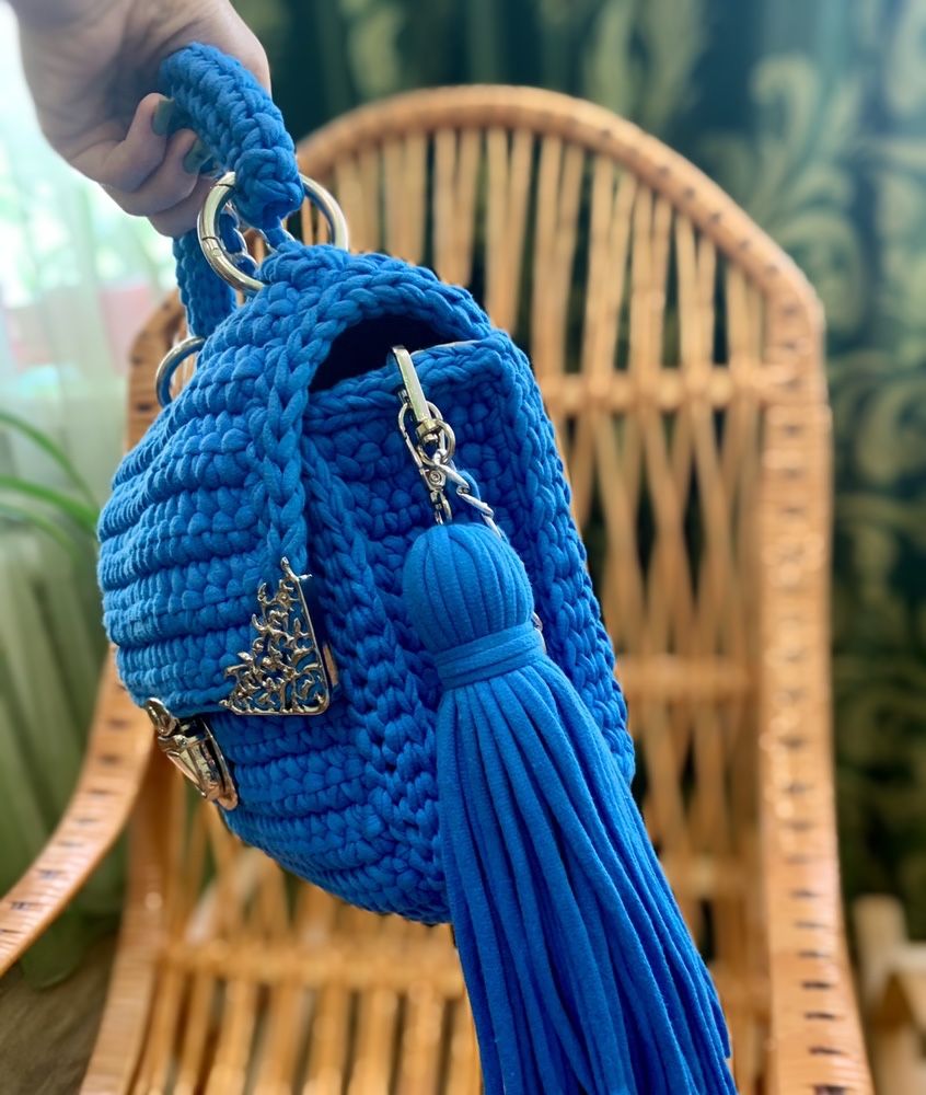 Женская сумка ручной работы из трикотажной пряжи