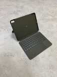 Чохол клавіатура Logitech Combo Touch для iPad 10,9 дюймів