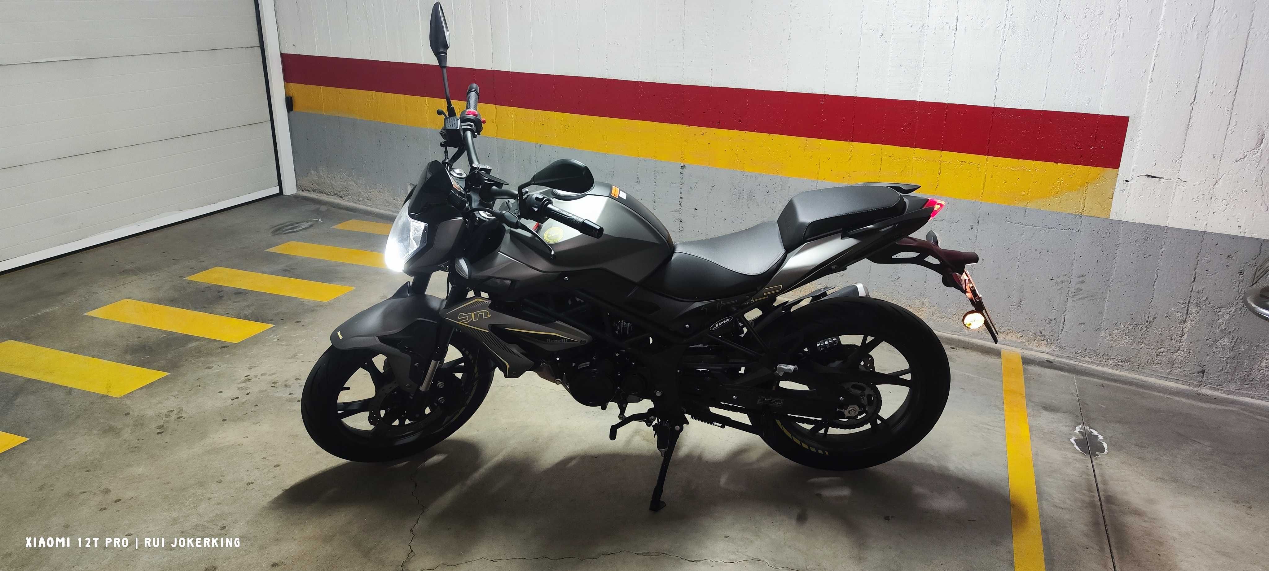 Bn125 como nova 2700€