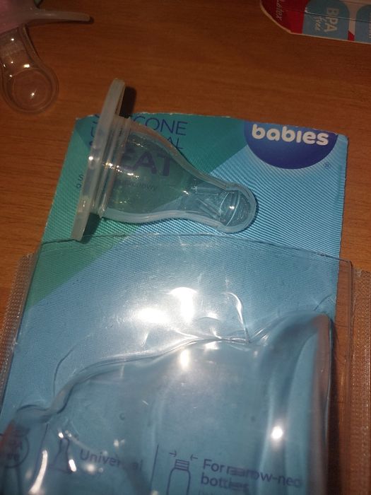 Дитяча бутилочка мам, пустушка нук, нові соски кенпул 2шт