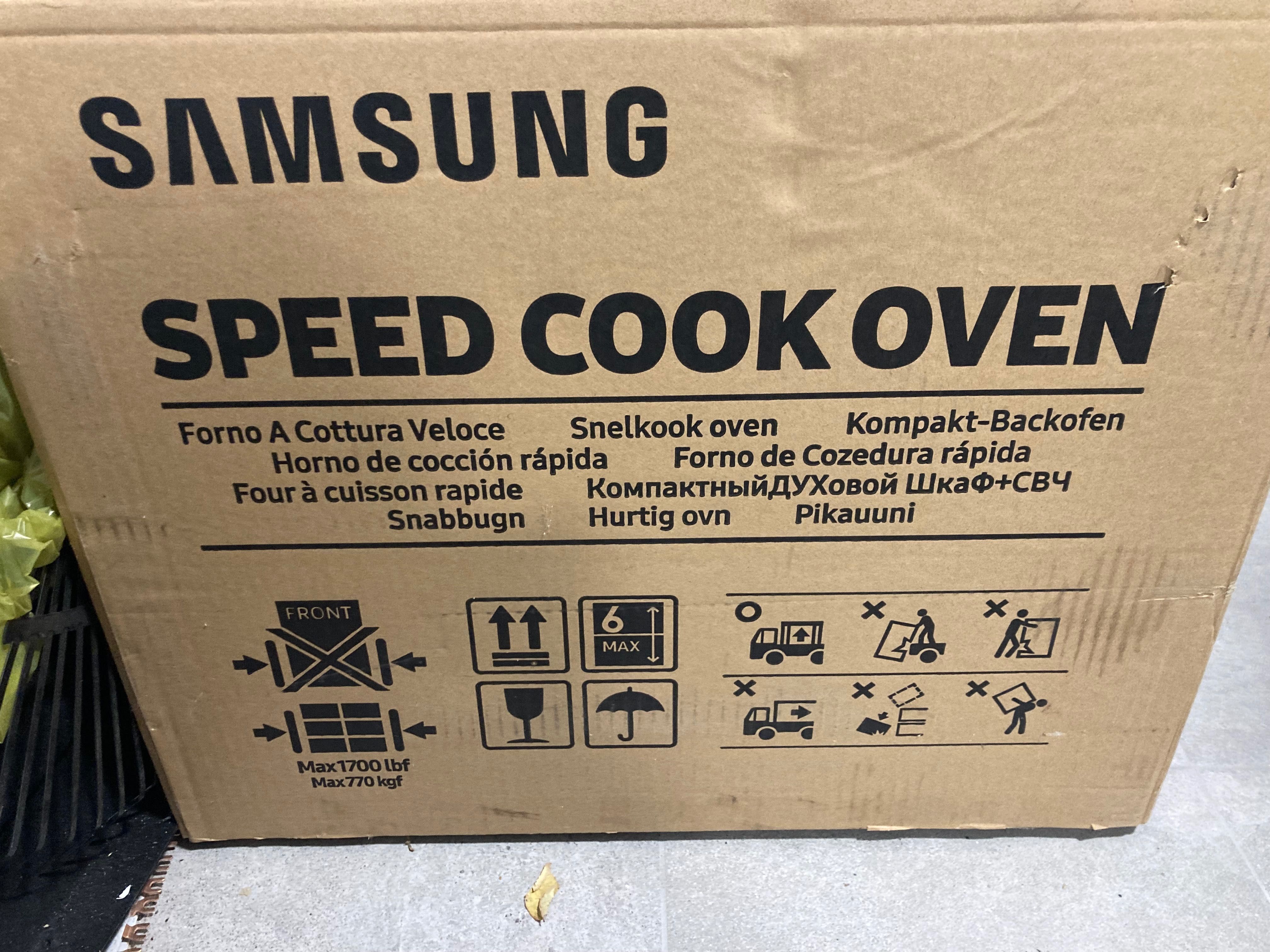 Nowa kuchenka mikrofalowa SAMSUNG