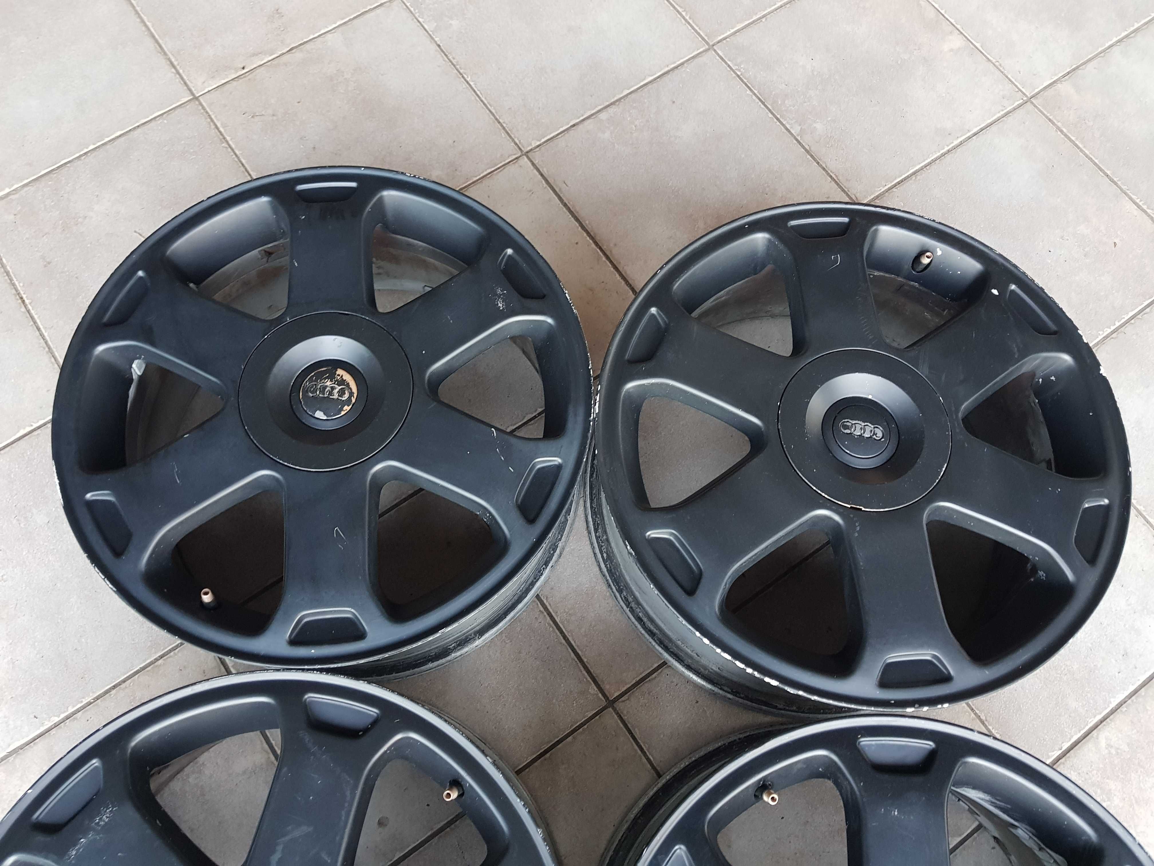 Felgi aluminiowe OEM Avus 2 Audi S4 A4 B5 7,5x17 et45 5x112 8D0