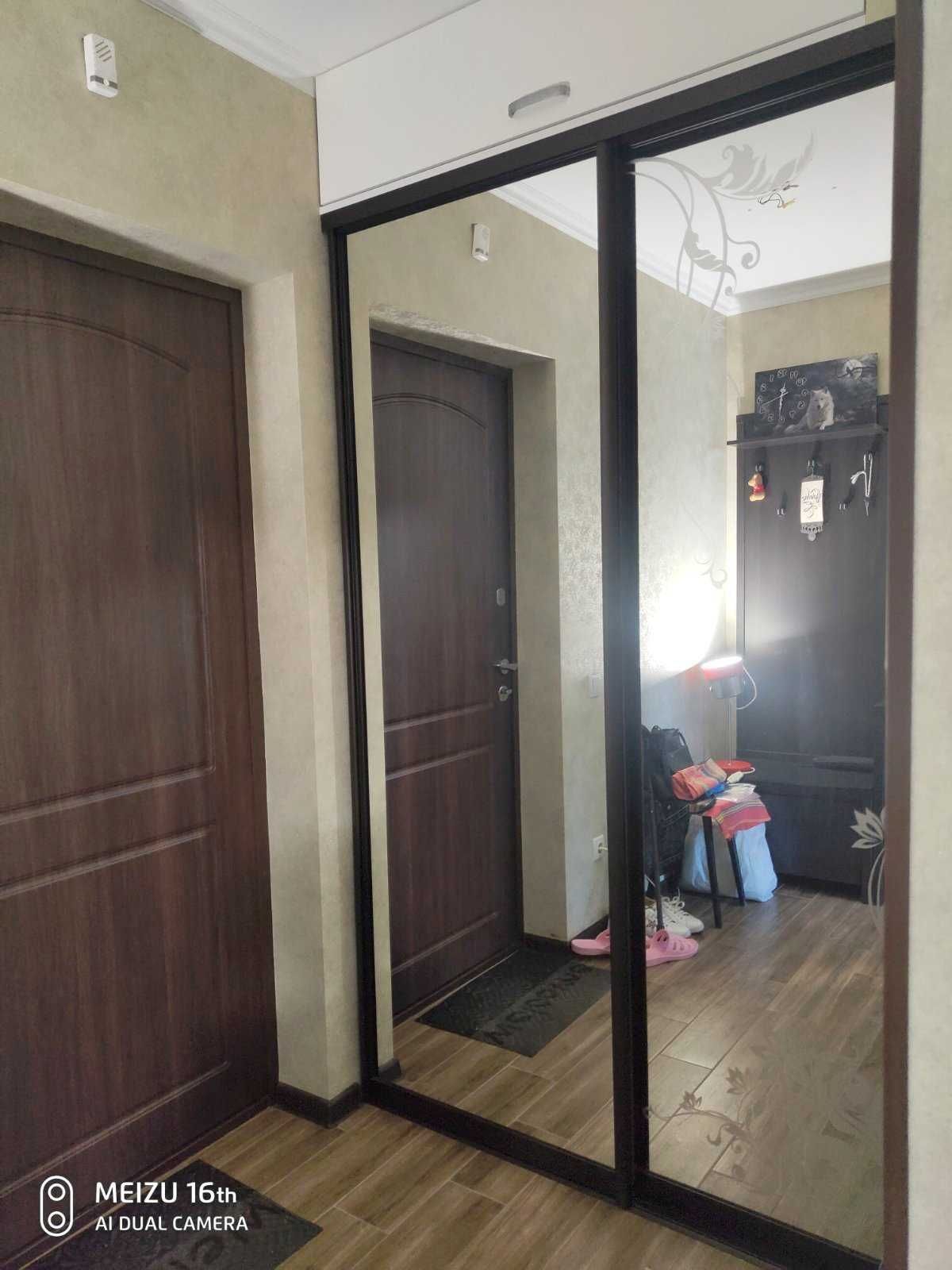 Продам 1 к. квартиру 4/9 эт., р-н метро " Бот. Сад", 39 м2, капремонт