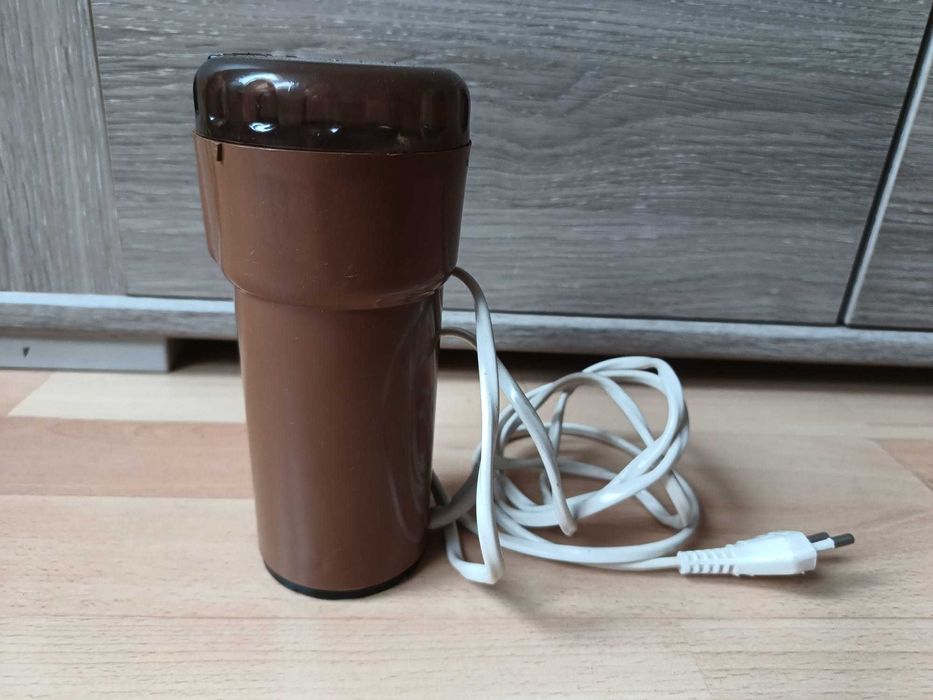 Młynek do kawy z PRL