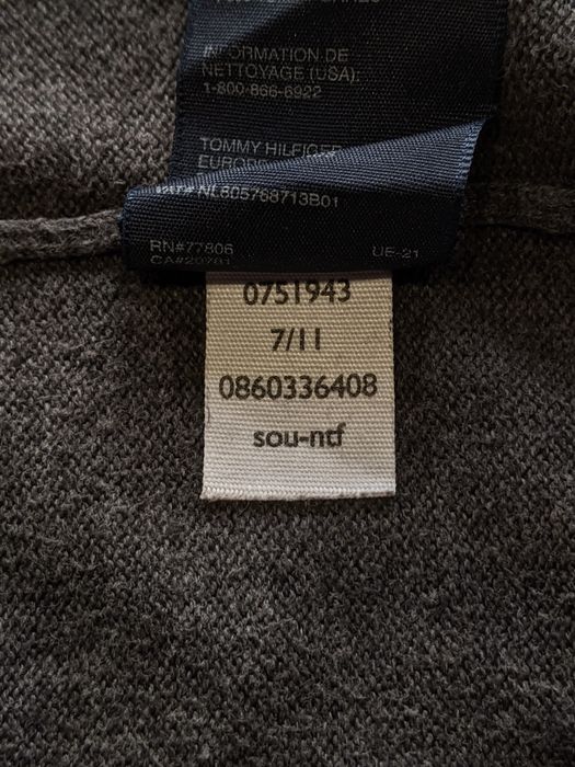 Ідеальний для осені! Чоловічий базовий светр Tommy Hilfiger розмір L