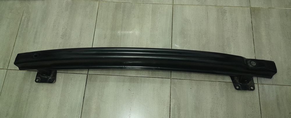 Підсилювач заднього бампера VW Touran