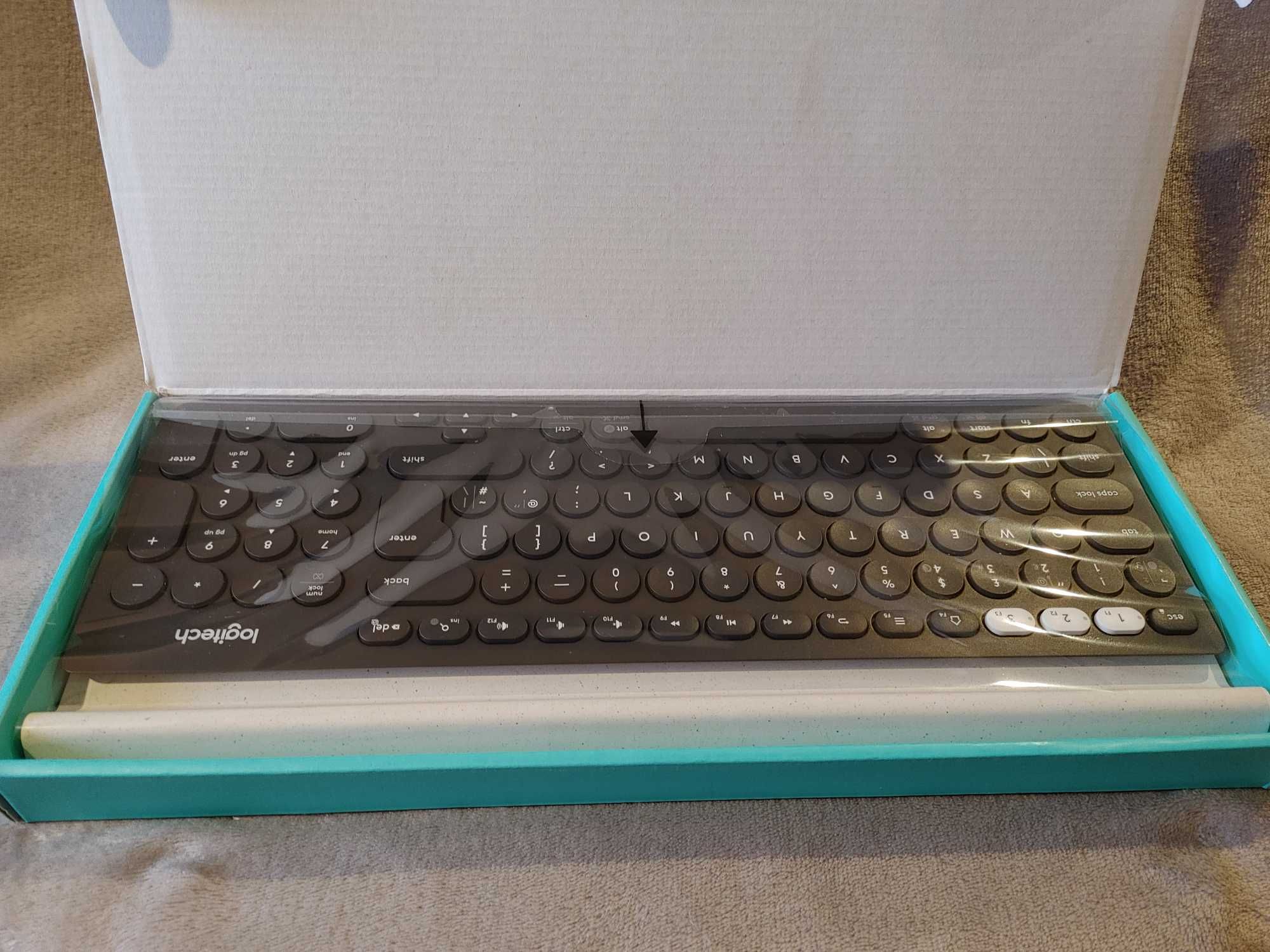 Teclado Logitech K780