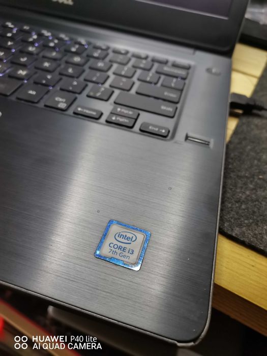 dell 14.1" i3-7gen , 8gb ddr4 , dysk m2 128gb ,win 11pro ,ładowarka