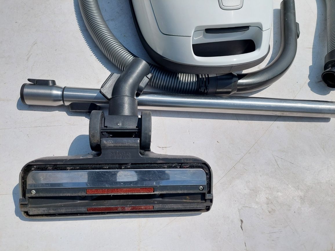 Odkurzacz miele s8340