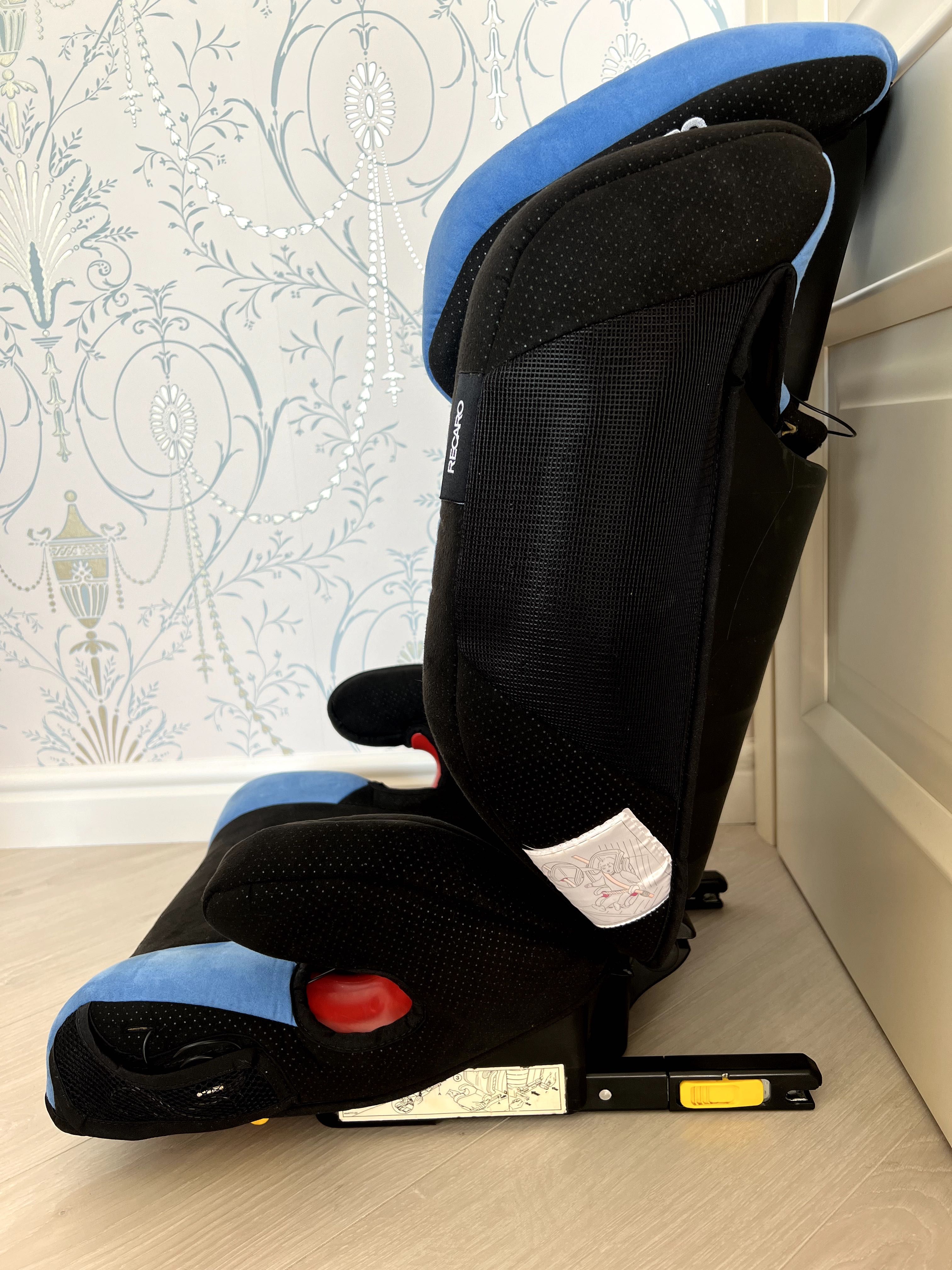 Автокрісло RECARO Monza Nova II SeatFix для дітей