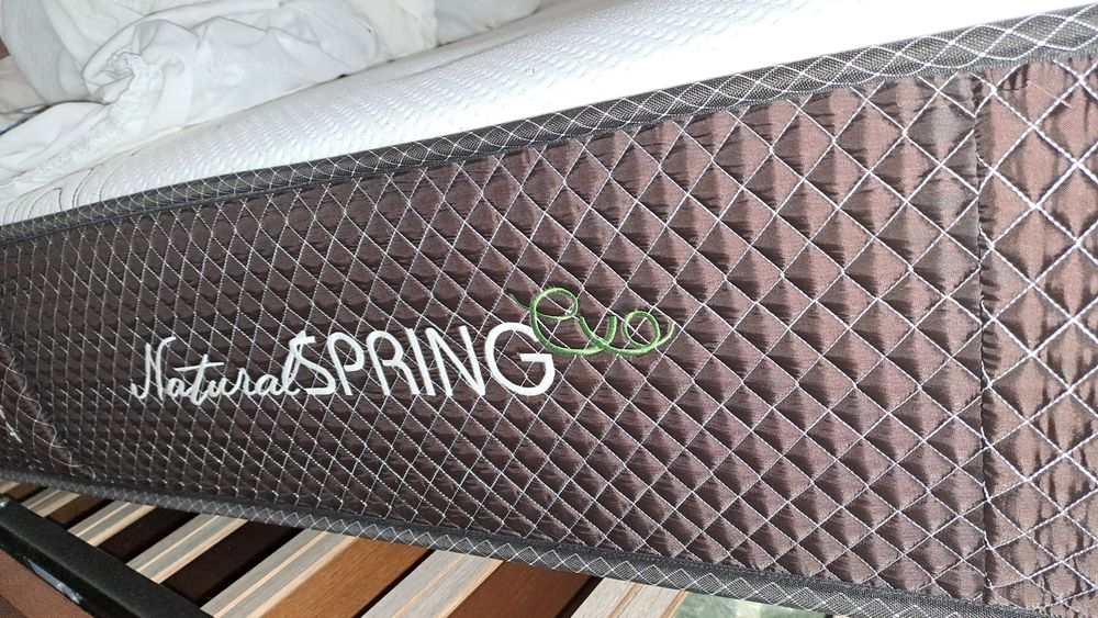 Colchão 150×200 usado mas bom