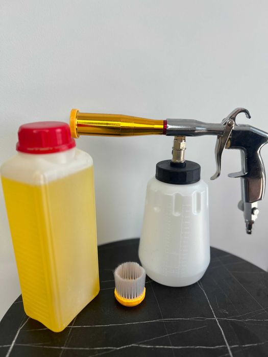 Tornador 050 чорний — пневматичний пістолет для хімчистки салону