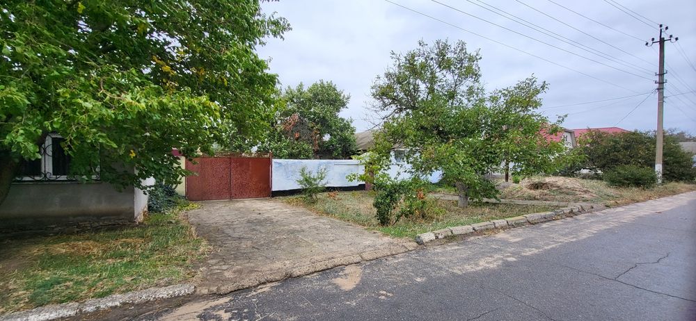 Продам дом в жилом состоянии.