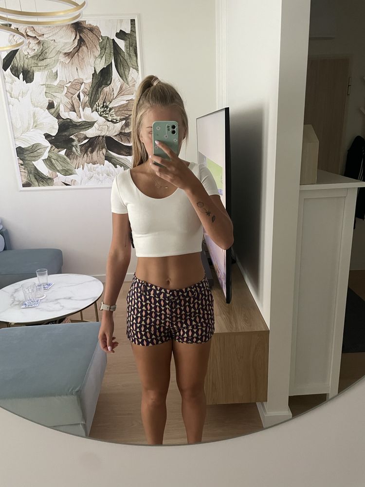 Materiałowe szorty, spodenki H&M XS bawełna