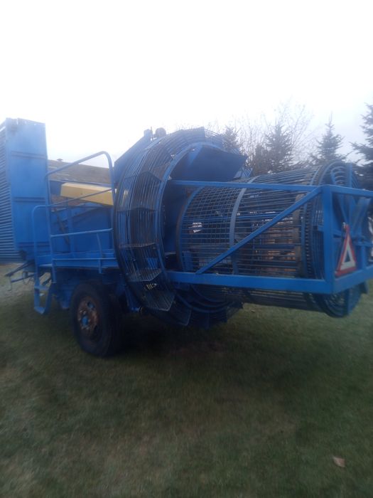 Kombajn do zbioru upraw korzennych