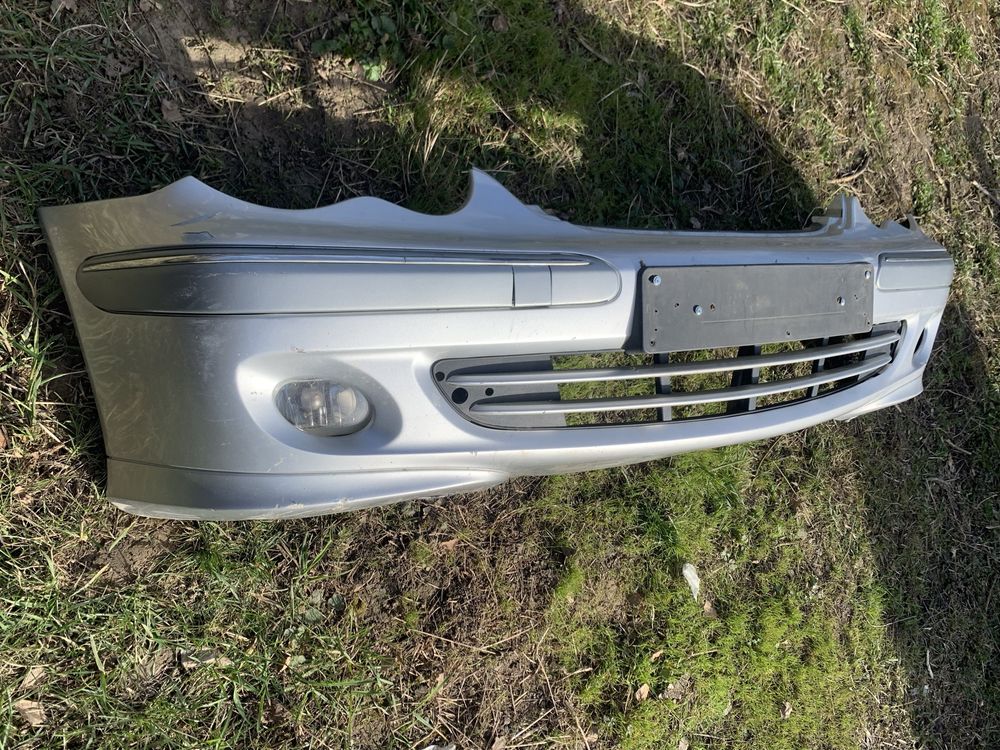 Бампер Mercedes w203 c-class 2000-2007 с180 с200 с220 с 270