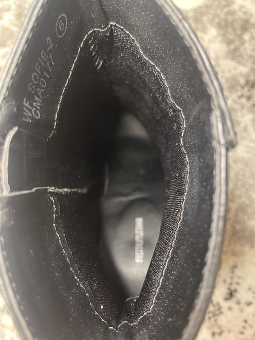 Ботинки prettylittlething 39 розмір