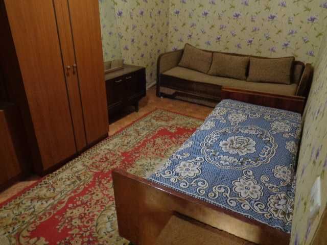 Цена за квартиру. 2 комнатная. Черемушки . Посуточно От Хозяина .