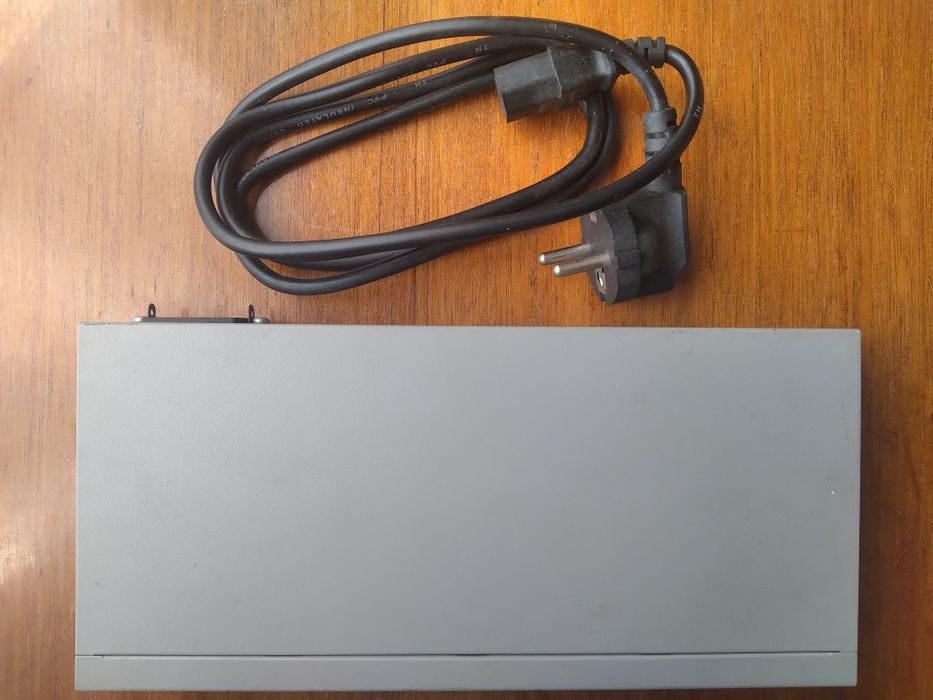 Комутатор некерований Allied Telesys