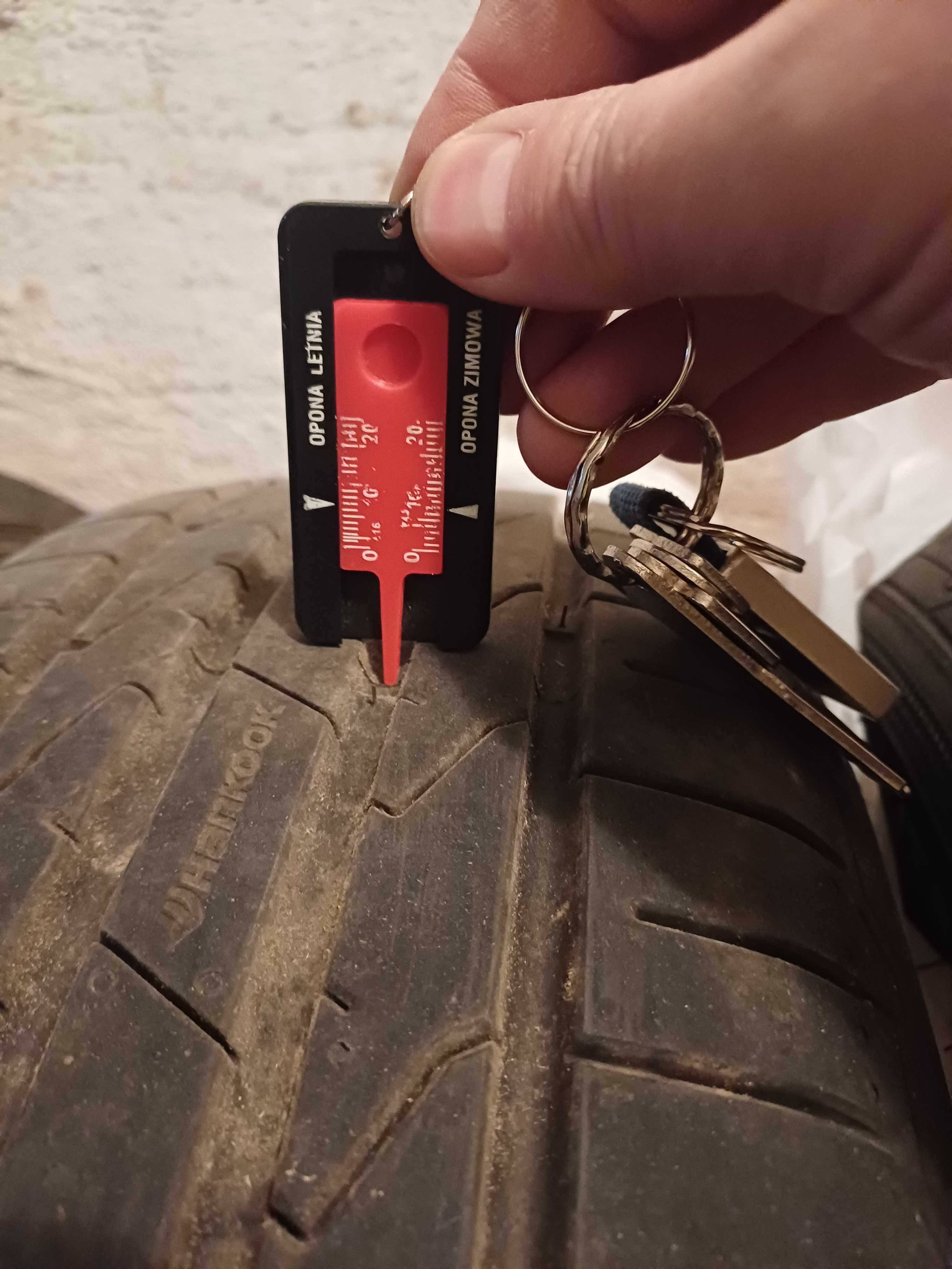 Opony letnie 205 60 r16 jak nowe