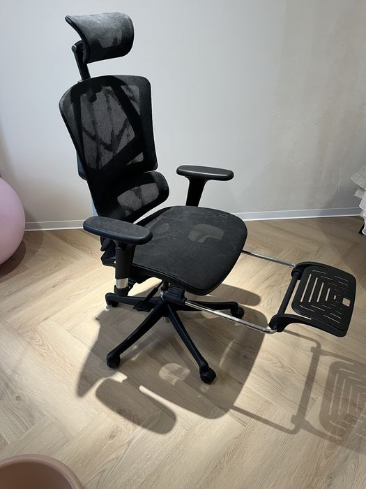 Офісне крісло в ідеальному стані