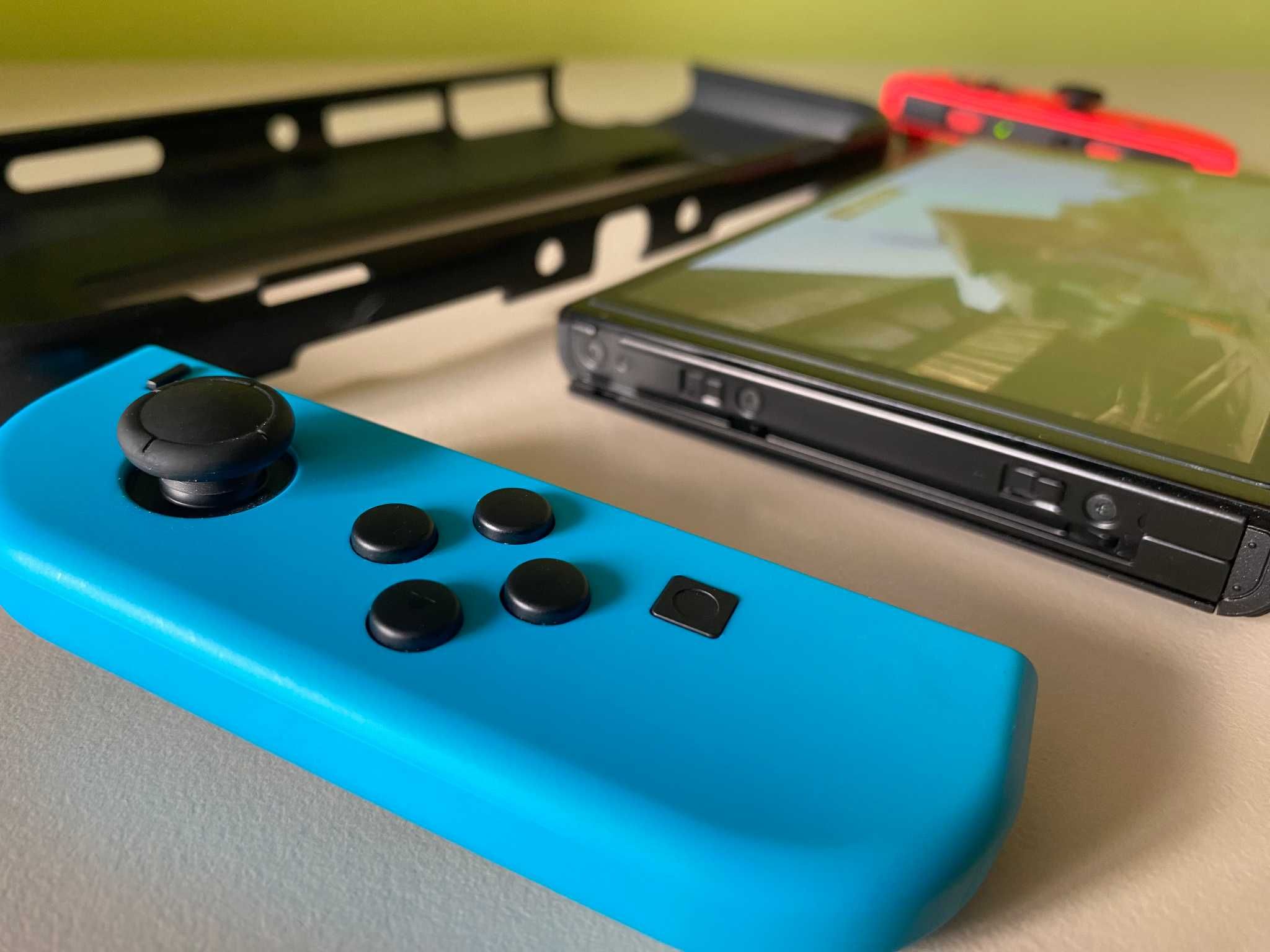 Продам Nintendo Switch OLED HEG-001 (Blue/Red) + аксесуари