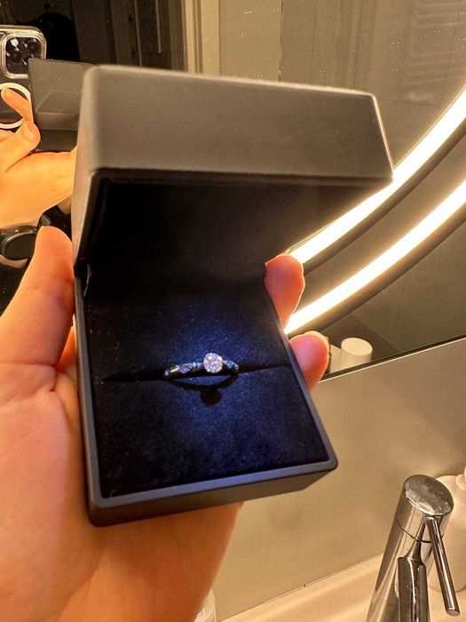 Pierścionek z diamentem 0.34ct GIA VVS2 F srebro oksydowane unikat