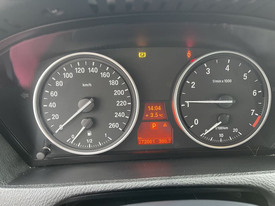 Автомобіль BMW X5