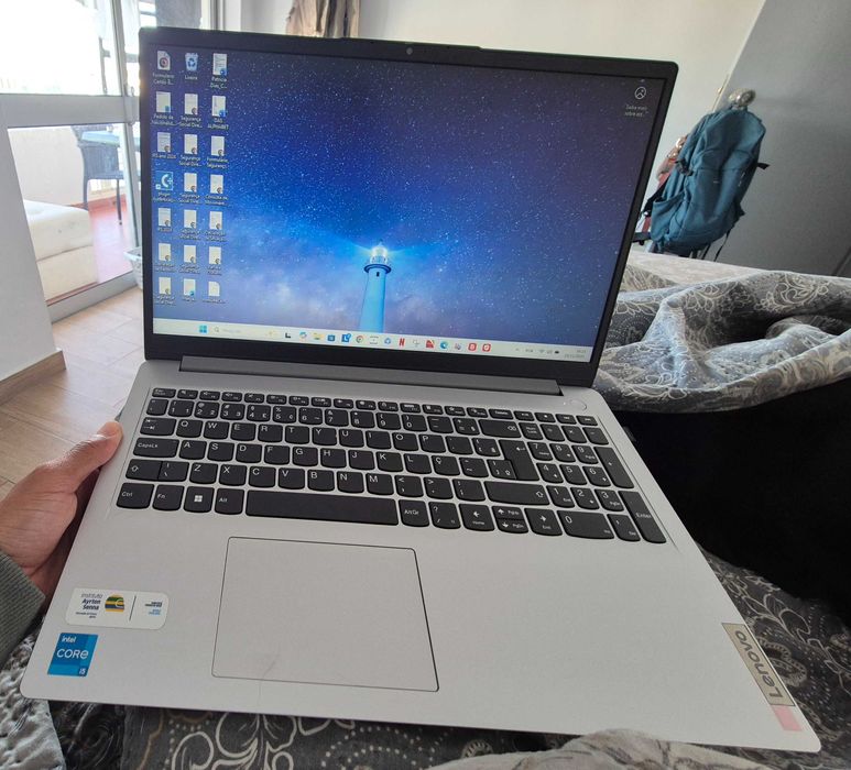 Laptop Lenovo  IdeaPad 1 15IAU7