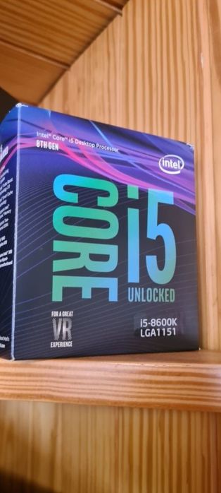 Caixa atx +I5 8600k + z370 gaming pro + ddr 4 32gb 3200mhz