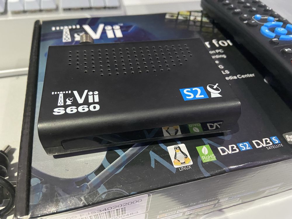 Tuner SAT Tevii S660 DVB-S2 USB full HD do komputera