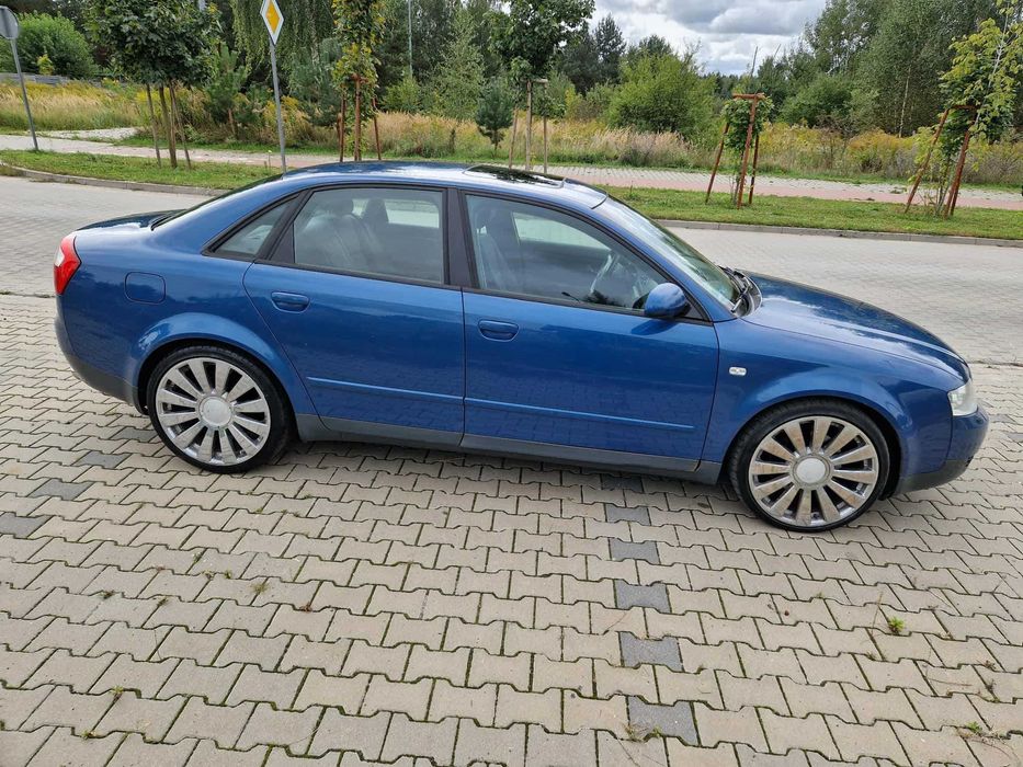 Audi A4 B6 2.4 V6 benzyna 2002r/automat,niski przebieg,subwoofer/