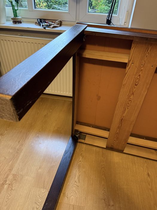 Stół venge. Mocny, drewniany. Blat 97 na 160 (po rozłożeniu więcej).