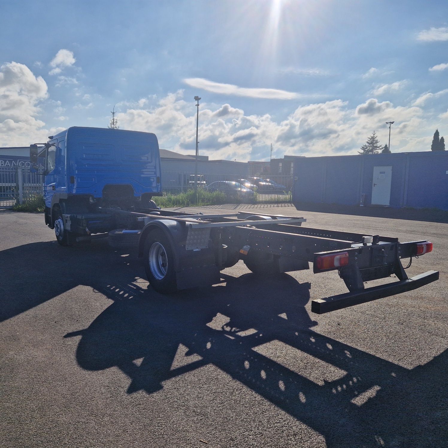 Mercedes Atego 1524 dmc 15600 kg rama sprowadzony z niemiec. Bdb stan