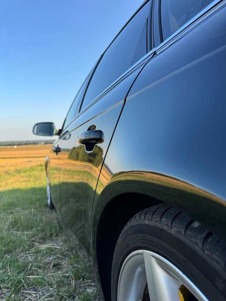 Audi A4 B8 2.0 TFSI - czarny połysk