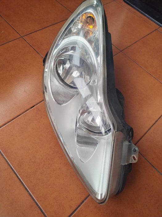Optica direita / Opel Corsa D