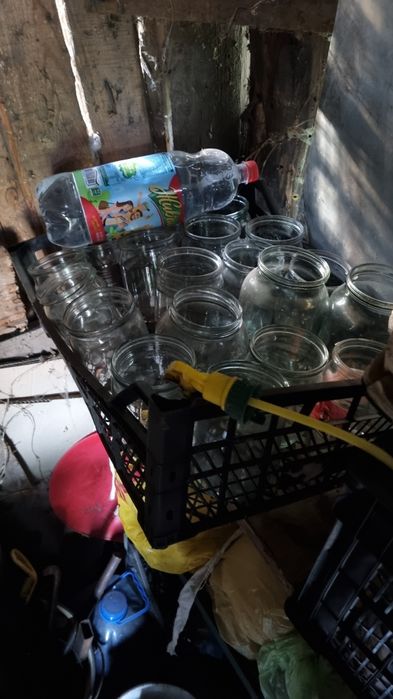 Банки  3 л,  0,5 л (+доставка)