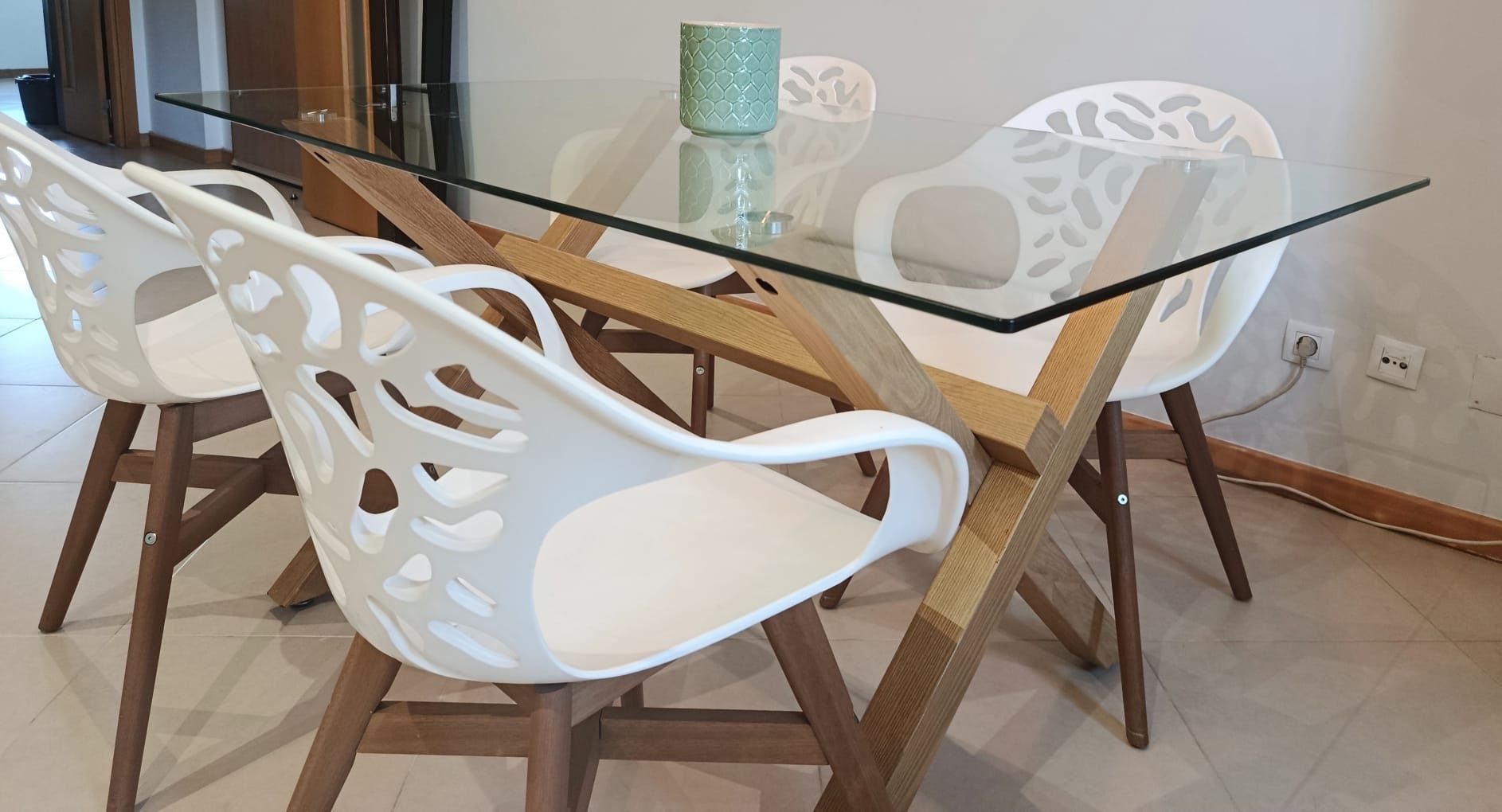 Mesa de jantar em vidro