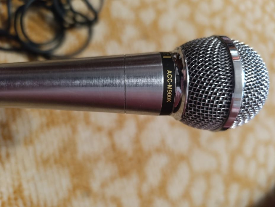 Продам микрофон LG для караоке