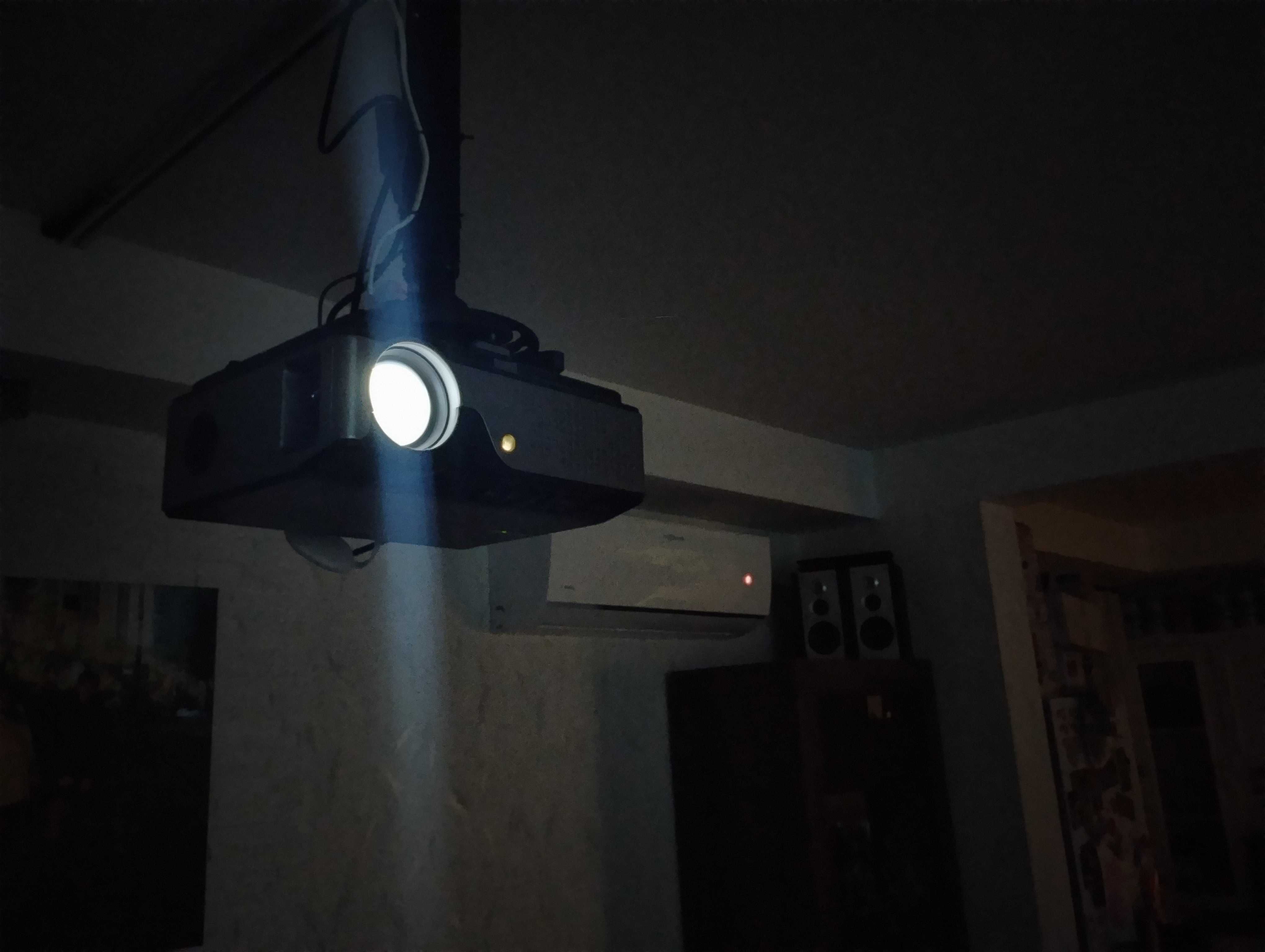 projektor Overmax Multipic 4.1 mało używany