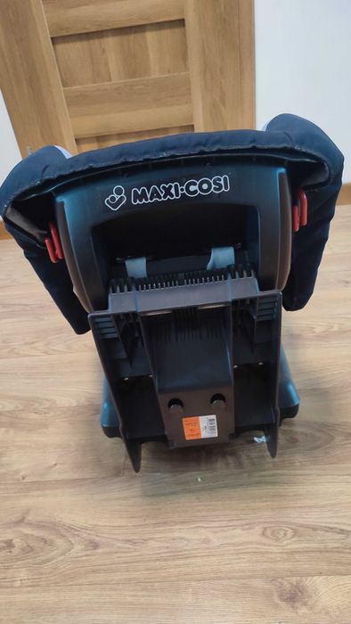 Fotel Maxi Cosi Universal 9-18 kg