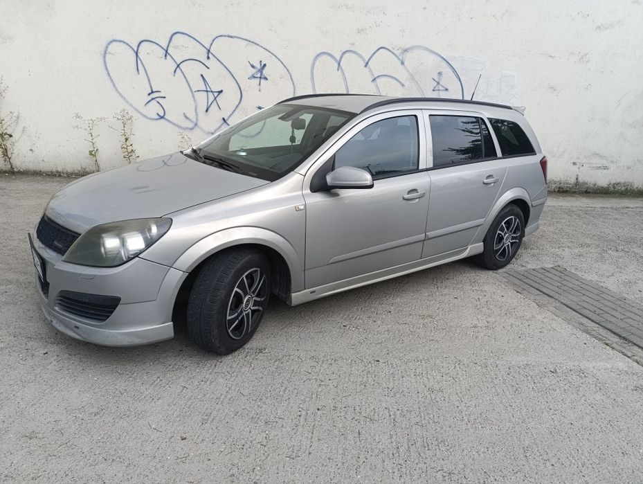 Продаж Опель Астра Н (2006)