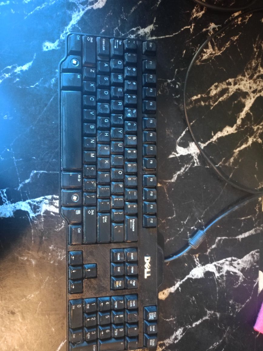 Komputer stacjonarny Dell optiplex 780 plus akcesoria
