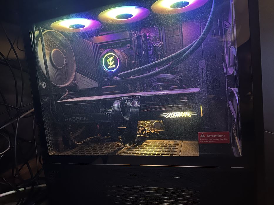 Продам відеокарту amd radeon 9070 xt 16gb