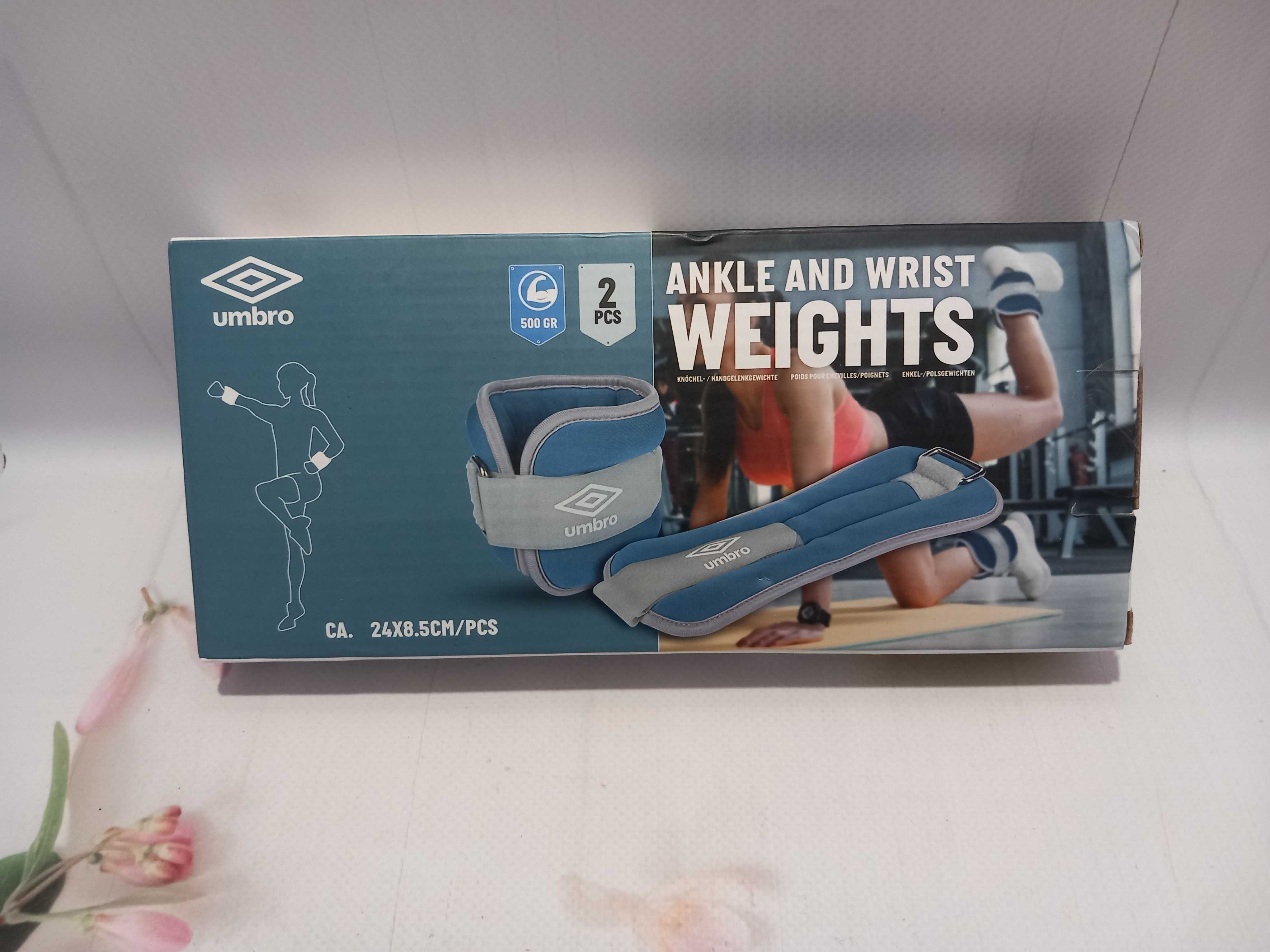 Obciążniki na ręce i kostki UMBRO 268712 (2 x 0.5 kg)