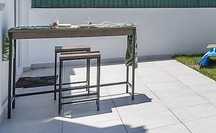 Mesa Alta e 2 bancos altos