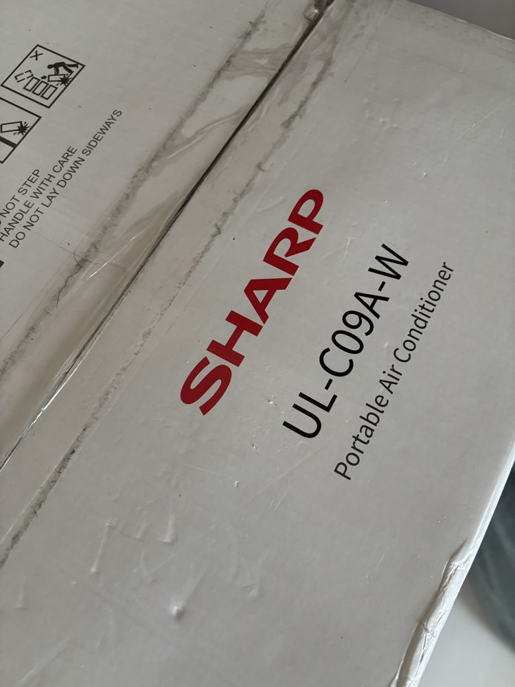 Klimatyzator SHARP UL-C09EA-W przenośny