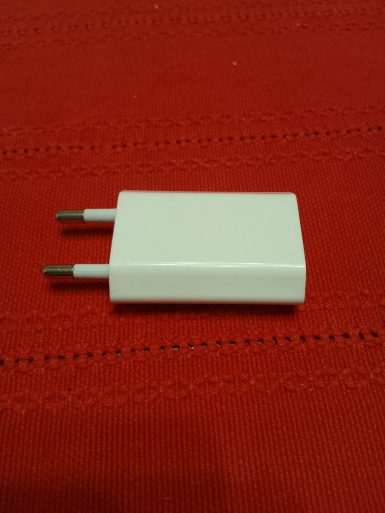 Зарядное устройство Apple А 1400 (5V, 1A, )